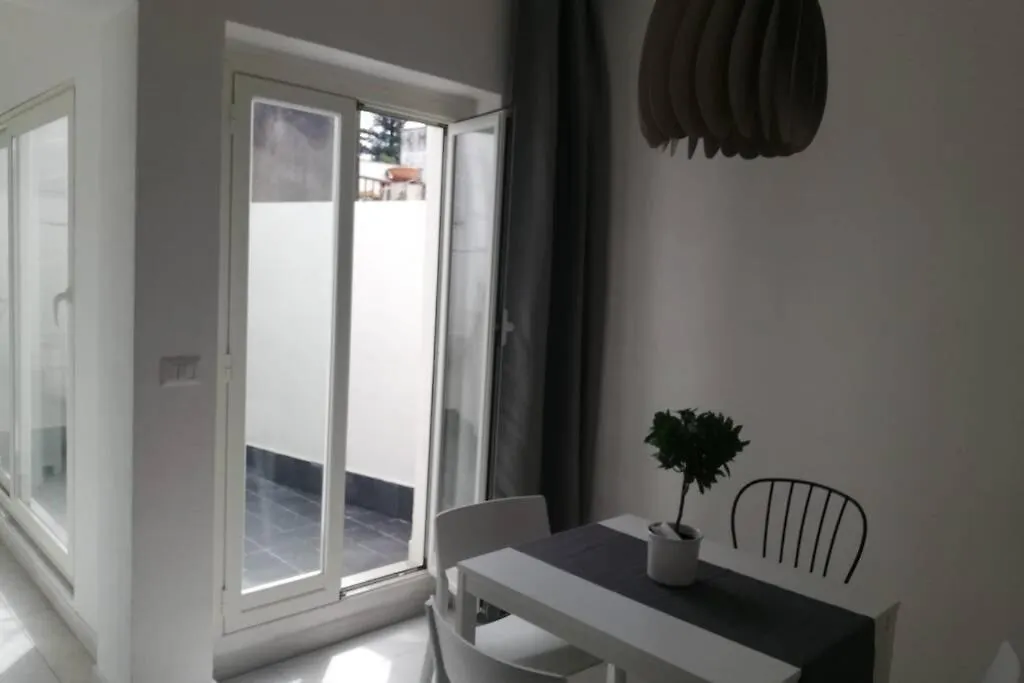 Villa Casa Ubaruni Acireale 0*,  Italia