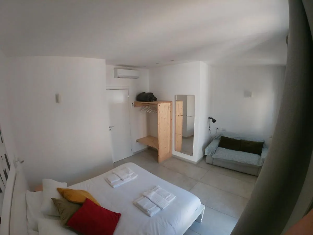Villa Casa Ubaruni Acireale 0*,  Italia
